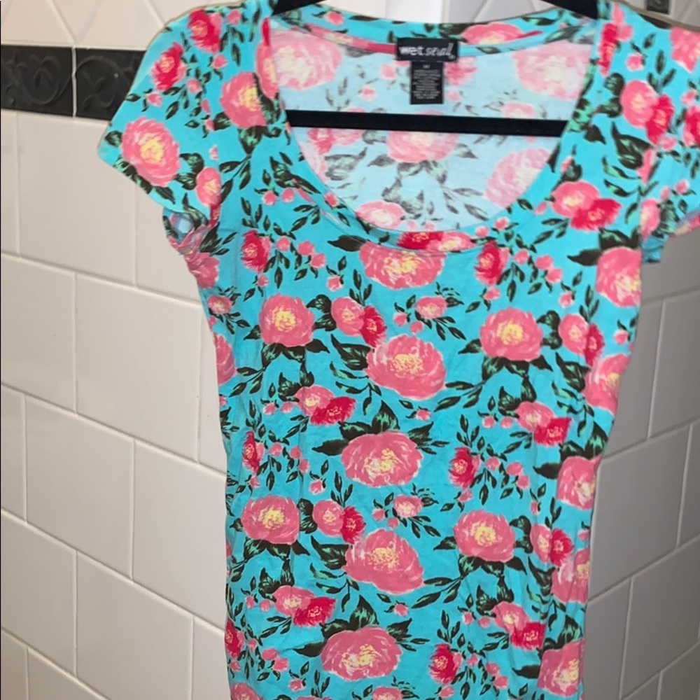 Floral Wet Seal Medium Shirt